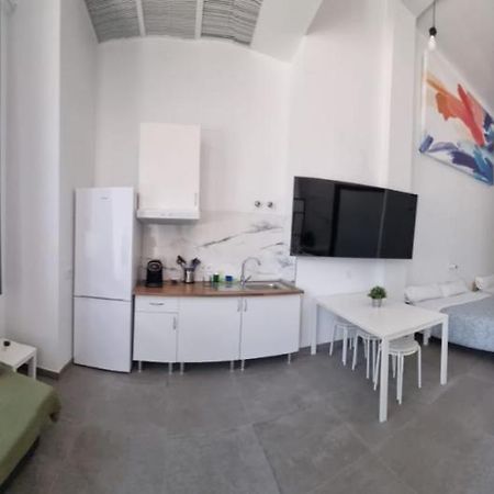 Loft Familiar "Piscina Sevilla Centro" ภายนอก รูปภาพ