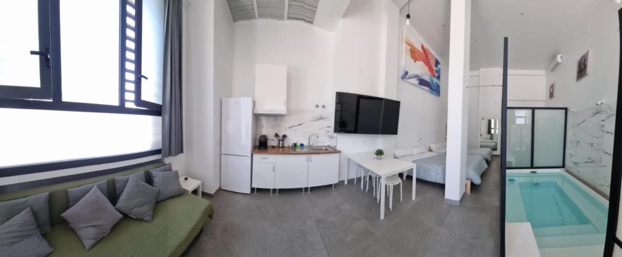 Loft Familiar "Piscina Sevilla Centro" ภายนอก รูปภาพ